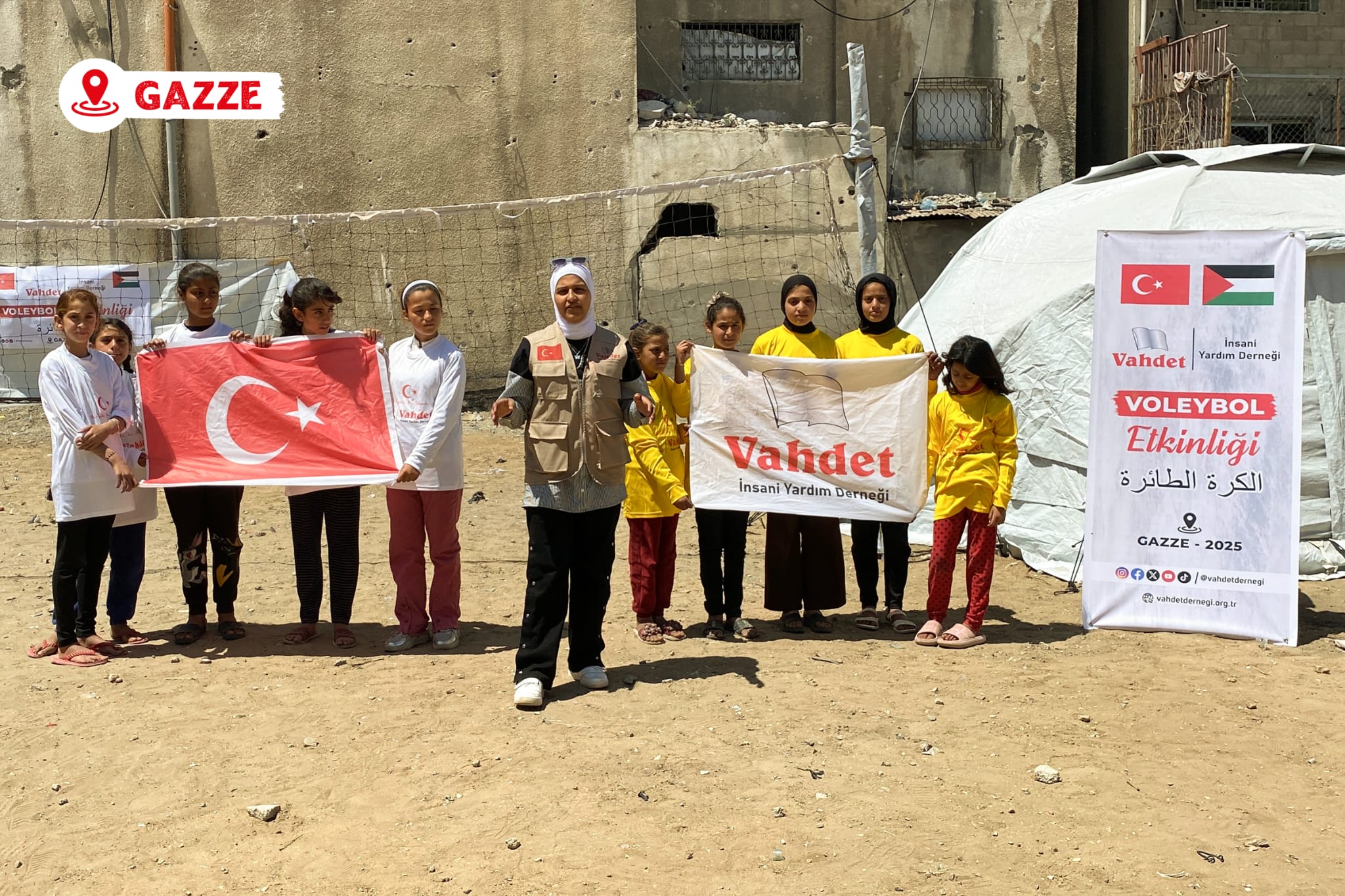 Gazze'de Voleybol Etkinliği Düzenledik...